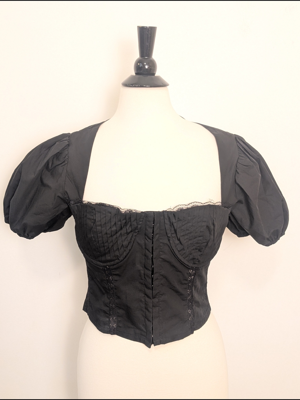 Astr The Label Black Puff Short Sleeve Corset Top  Women's Size Large